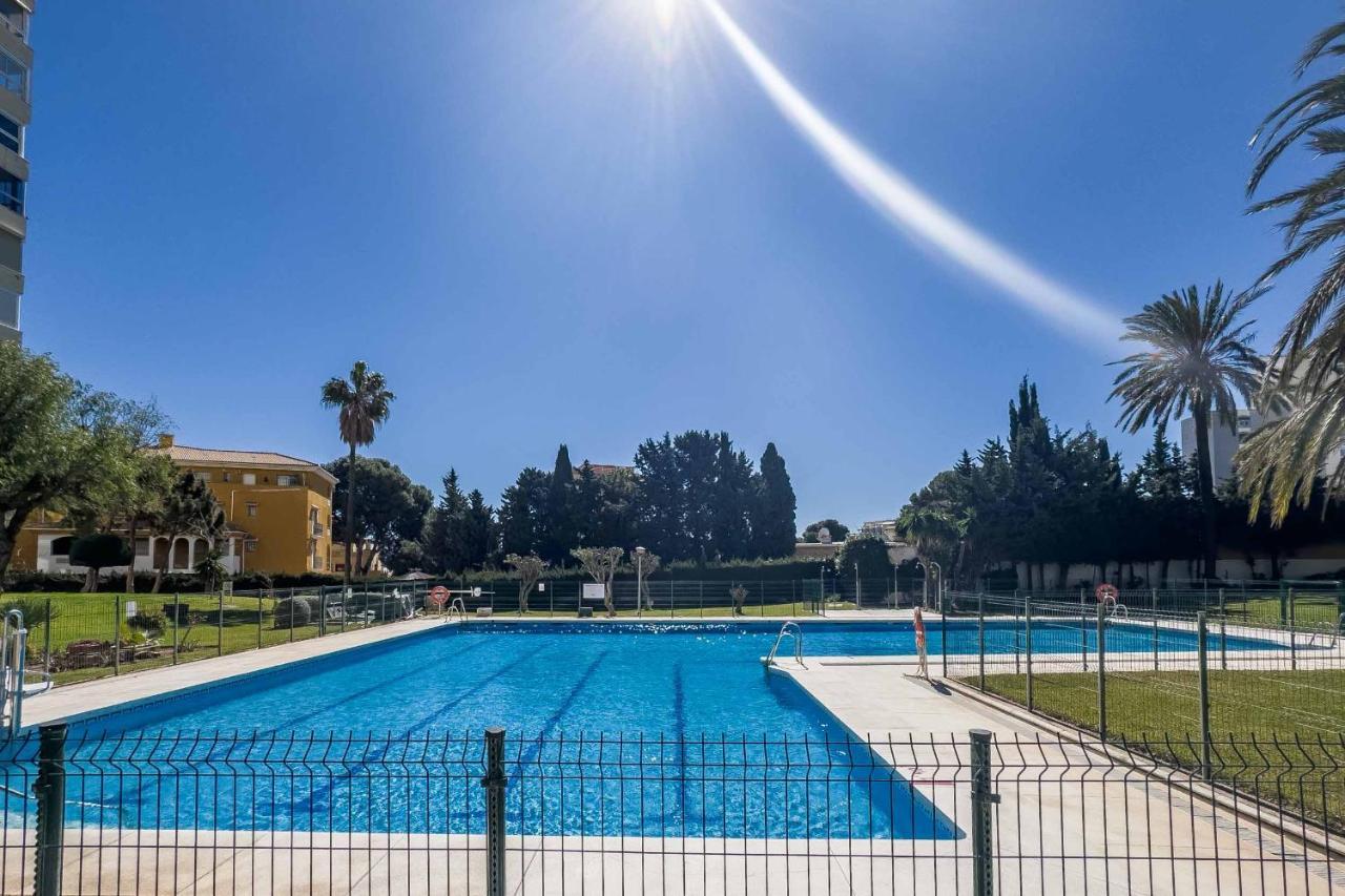 Apartamento Acogedor, Terraza, Piscina Y Mar Benalmádena Exterior photo